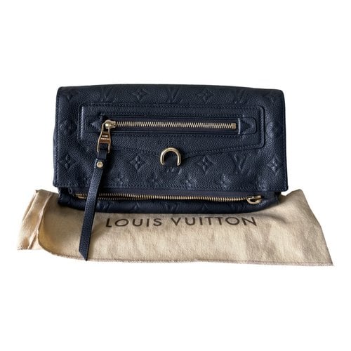 Pre-owned Louis Vuitton Pétillante Leather Clutch Bag In Blue