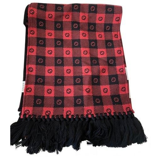 Pre-owned Gucci Wool Scarf In Red