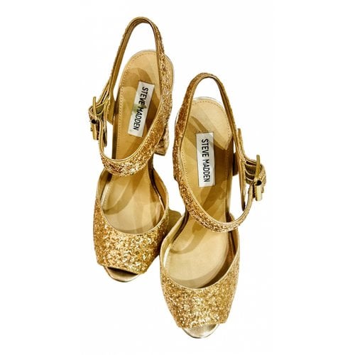 Pre-owned Steve Madden Glitter Sandal In Gold