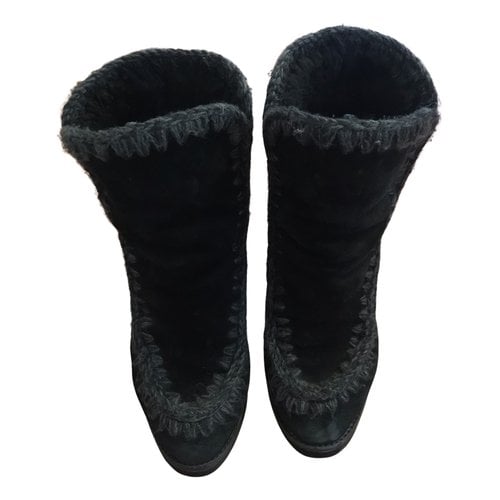 Pre-owned Mou Shearling Ankle Boots In Black