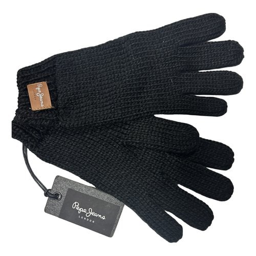 Pre-owned Pepe Jeans Wool Gloves In Black