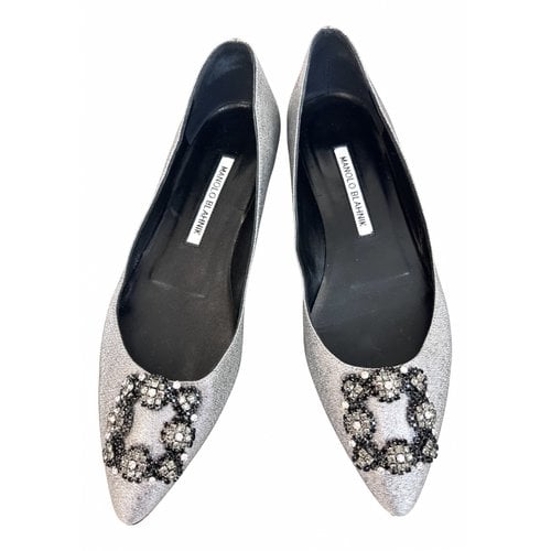 Pre-owned Manolo Blahnik Cloth Ballet Flats In Silver