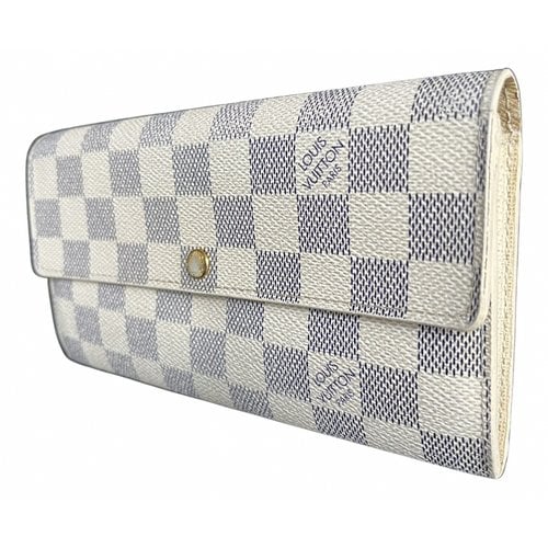 Pre-owned Louis Vuitton Sarah Leather Wallet In White