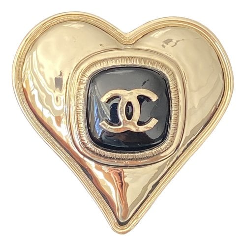 Pre-owned Chanel Pin & Brooche In Gold