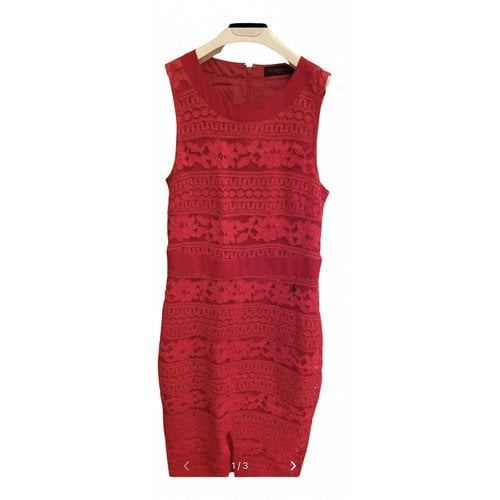 Pre-owned Trussardi Lace Mid-length Dress In Burgundy
