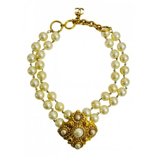 Pre-owned Chanel Necklace In Yellow