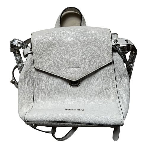 Pre-owned Michael Kors Bristol Leather Backpack In White