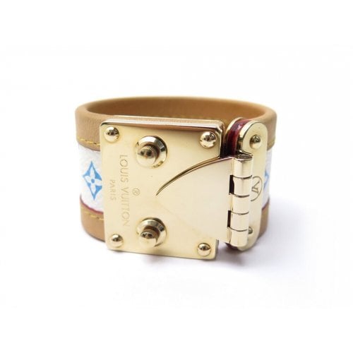 Pre-owned Louis Vuitton Leather Bracelet In White