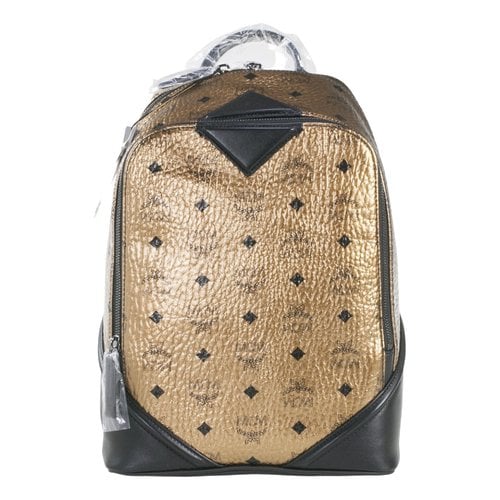 Pre-owned Mcm Stark Leather Backpack In Gold