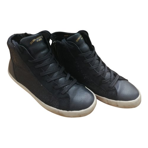 Pre-owned Zero Cent Cinq Leather Trainers In Black