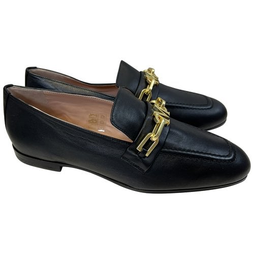 Pre-owned Max Mara Leather Flat In Black