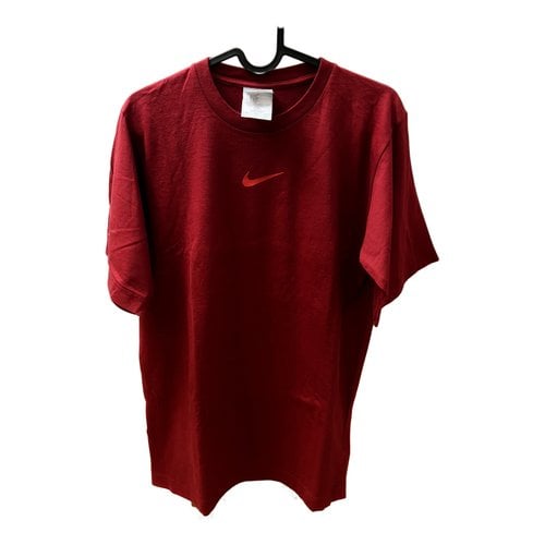 Pre-owned Nike T-shirt In Burgundy