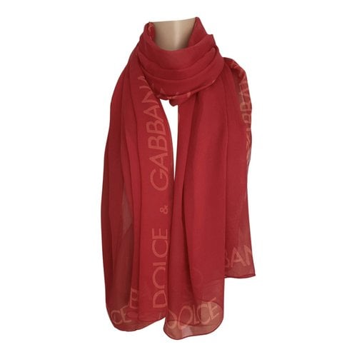 Pre-owned Dolce & Gabbana Silk Neckerchief In Red
