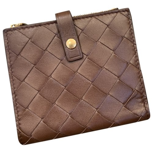 Pre-owned Bottega Veneta Leather Wallet In Brown