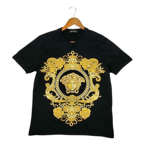 Pre-owned Versace T-shirt In Gold