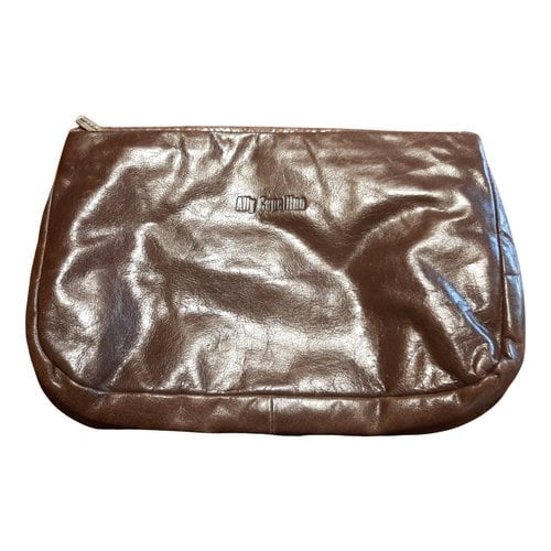 Pre-owned Ally Capellino Leather Clutch Bag In Brown