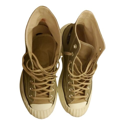 Pre-owned Converse Cloth High Trainers In Camel