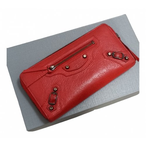 Pre-owned Balenciaga Leather Wallet In Red