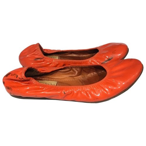 Pre-owned Lanvin Patent Leather Ballet Flats In Orange