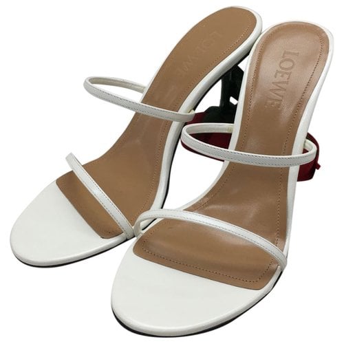 Pre-owned Loewe Leather Mules In White