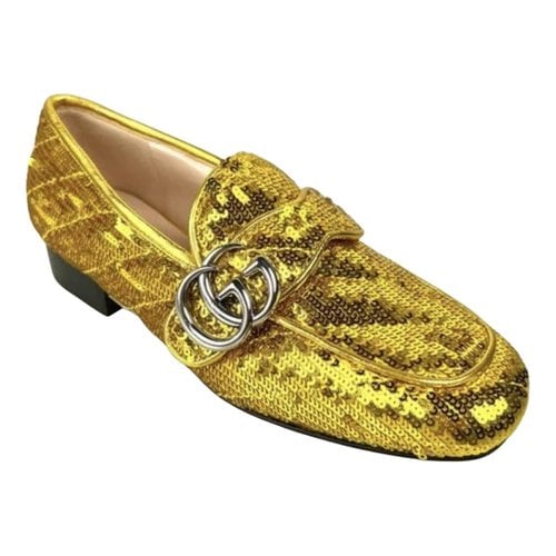 Pre-owned Gucci Faux Fur Flats In Gold