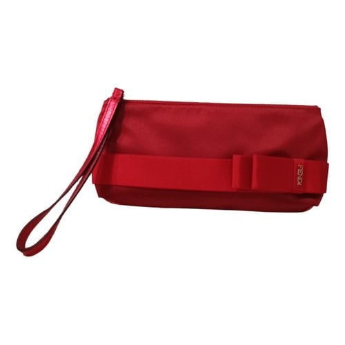 Pre-owned Fendi Cloth Clutch Bag In Red