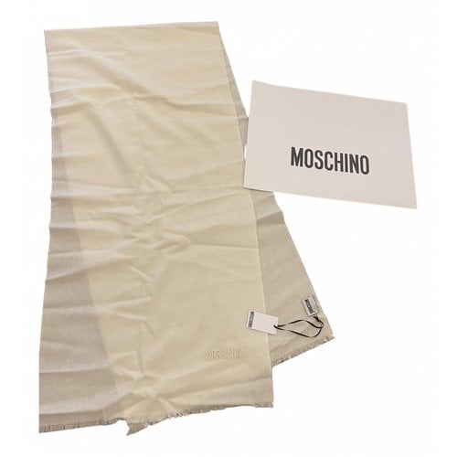 Pre-owned Moschino Wool Scarf In Ecru