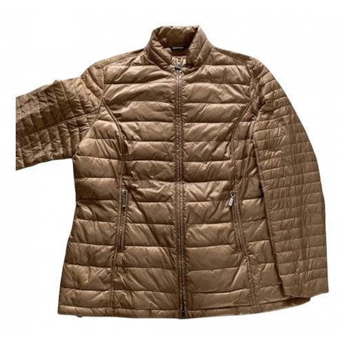 Pre-owned Barbour Puffer In Gold