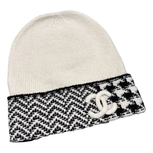 Pre-owned Chanel Cashmere Beanie In Multicolour