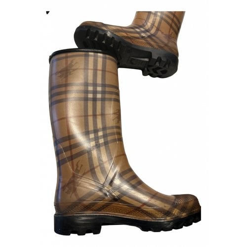 Pre-owned Burberry Wellington Boots In Beige