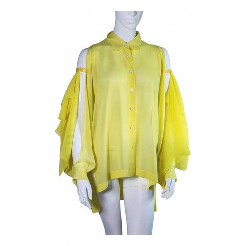 Pre-owned Issey Miyake Top In Yellow