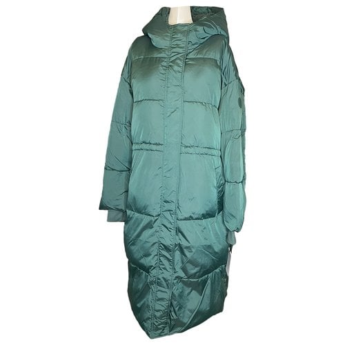 Pre-owned Ugg Puffer In Green