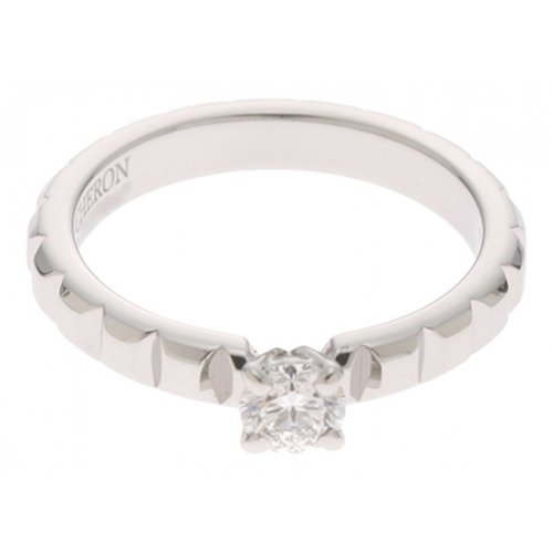 Pre-owned Boucheron Platinum Ring In Silver