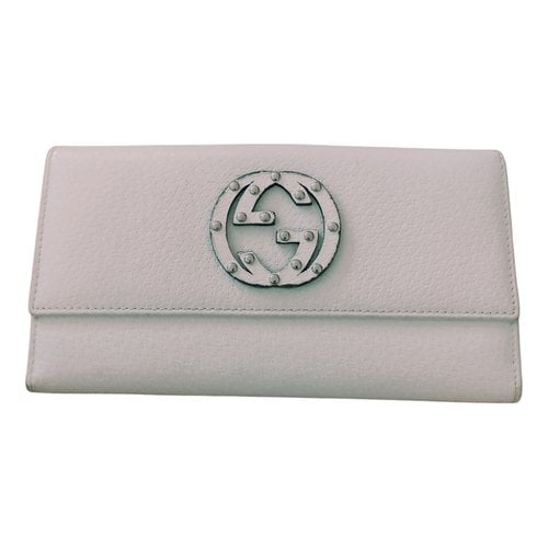 Pre-owned Gucci Interlocking Leather Wallet In White