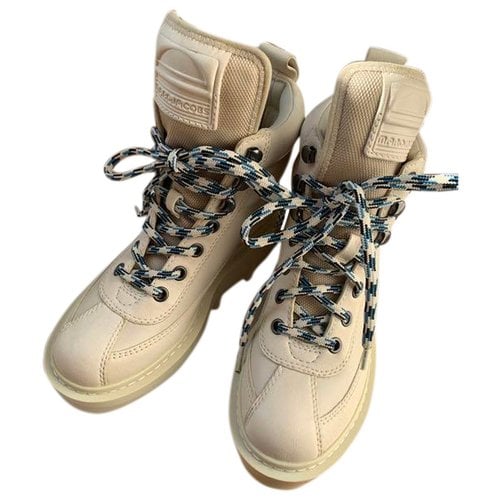 Pre-owned Marc Jacobs Leather Lace Up Boots In White