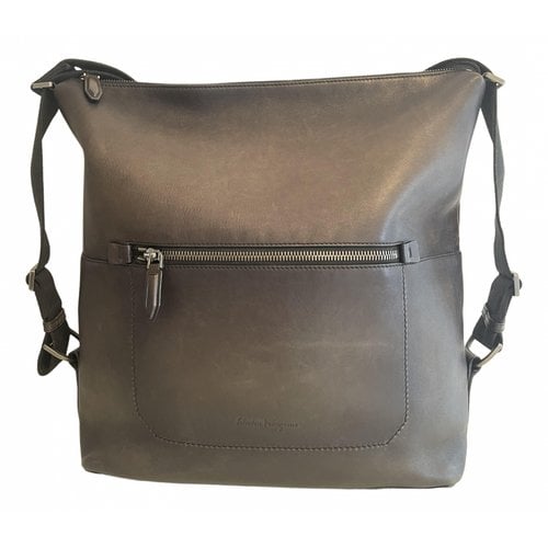 Pre-owned Ferragamo Leather Bag In Grey