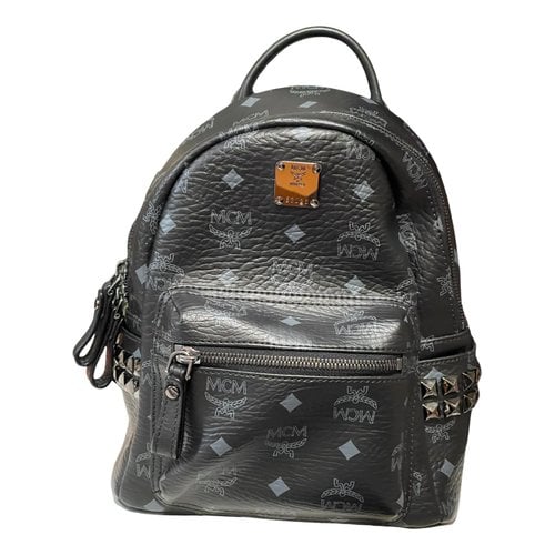 Pre-owned Mcm Leather Backpack In Black