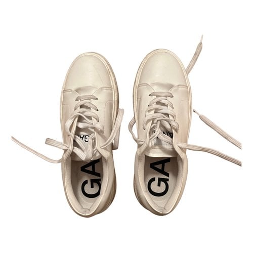 Pre-owned Ganni Leather Trainers In White