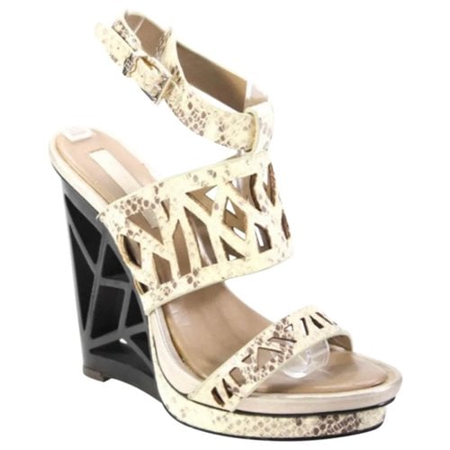 Pre-owned Bcbg Max Azria Leather Sandals In Beige