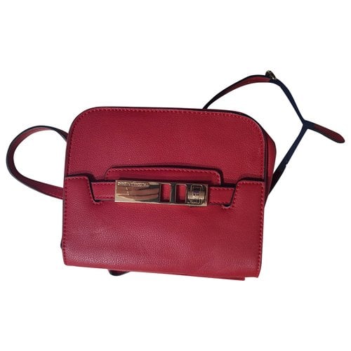 Pre-owned Trussardi Leather Crossbody Bag In Red