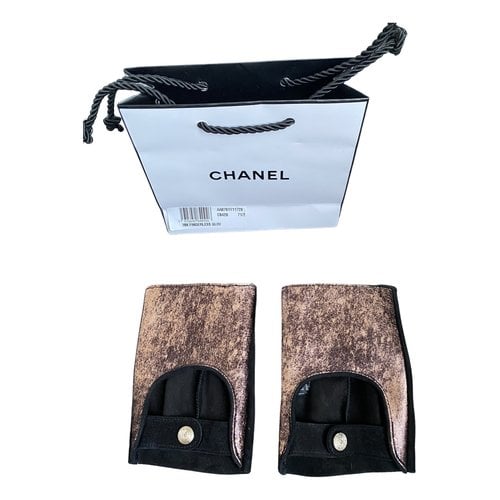 Pre-owned Chanel Leather Mittens In Metallic
