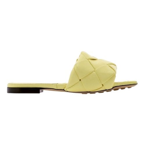 Pre-owned Bottega Veneta Leather Sandal In Yellow