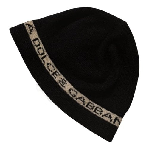 Pre-owned Dolce & Gabbana Wool Beanie In Black
