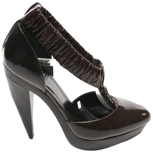 Pre-owned Burberry Leather Heels In Brown