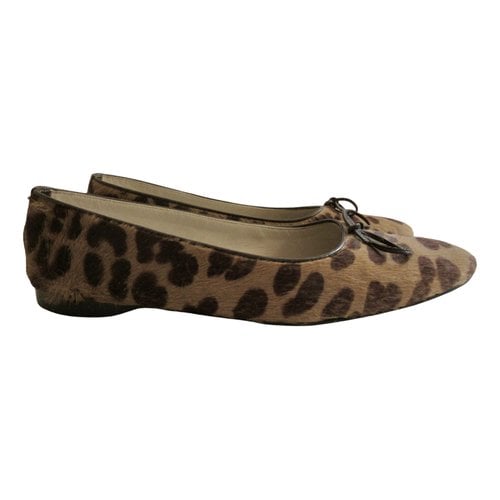Pre-owned Emma Hope Pony-style Calfskin Ballet Flats In Brown