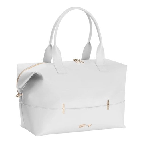 Pre-owned Genny Leather Handbag In White