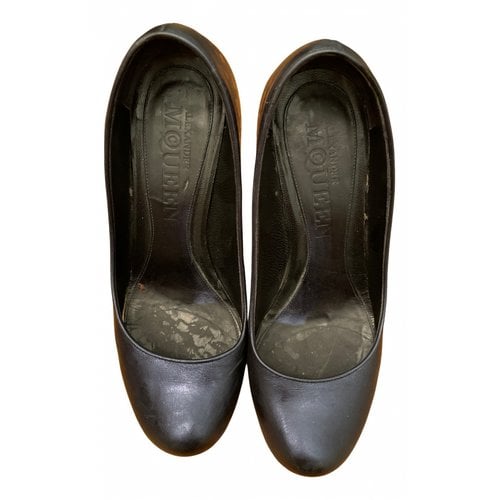 Pre-owned Alexander Mcqueen Leather Heels In Blue