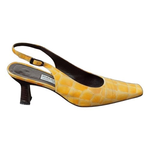 Pre-owned Balenciaga Round Patent Leather Heels In Yellow