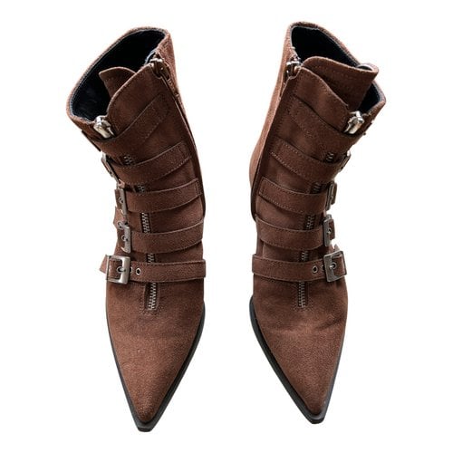 Pre-owned John Galliano Buckled Boots In Brown