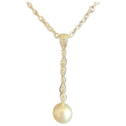 Pre-owned Boucheron White Gold Pendant In Silver